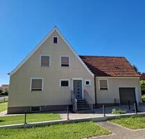 Einfamilienhaus mit Garten und Garage zu vermieten - Maihingen