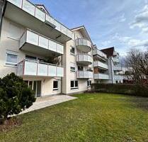 Schöne 3-Zi. Whg mit Südterrasse & Gartenanteil in Strümpfelbach - Weinstadt