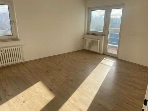 Foto - Neu renovierte 3-Zimmer-Wohnung in Rüsselsheim