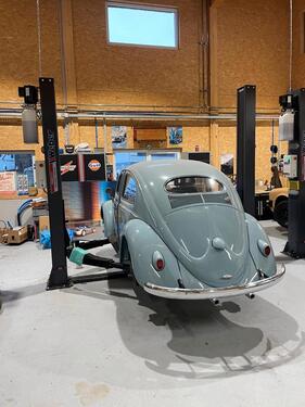 Foto - Platz in Hobbyschrauber-Halle mit eigener Hebebühne zur Miete