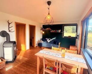 Ferienbungalow Ferienhaus STUGA am Rennsteig - Friedrichshöhe Eisfeld, Kamin, Haustiere Willkommen