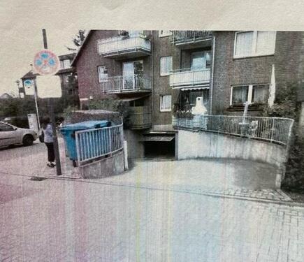 Foto - Tiefgaragen Parkplatz - 75,00 EUR Miete,