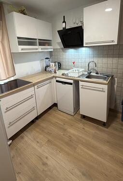 Foto - Moderne 2-Zimmer-Wohnung mit großem Eckbalkon, zentraler Lage