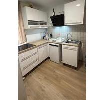 Moderne 2-Zimmer-Wohnung mit großem Eckbalkon, zentraler Lage - Traunreut Irsing