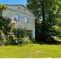 Historisches Gutshaus - 199.000,00&nbsp;EUR Kaufpreis, ca.&nbsp; 300,00&nbsp;m&sup2; in Dranske (PLZ: 18556)