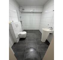 Schöne 2,5-Zimmer-Souterrainwohnung mit Terrasse 52 m² Vierlinden - Duisburg Walsum Schöne 2,5-Zimmer-Souterrainwohnung mit Terrasse 52 m² Vierlinden - Duisburg Walsum