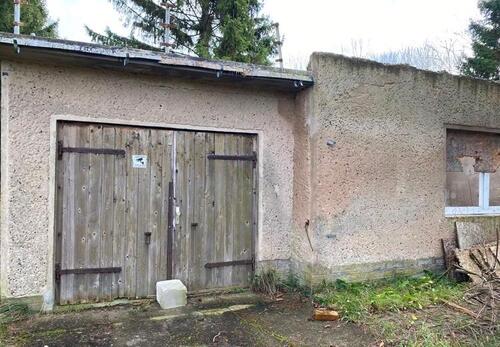 Foto - Alleinlage Einzellage Platz - 333,00&nbsp;EUR Kaltmiete, ca.&nbsp; 0,00&nbsp;m&sup2;