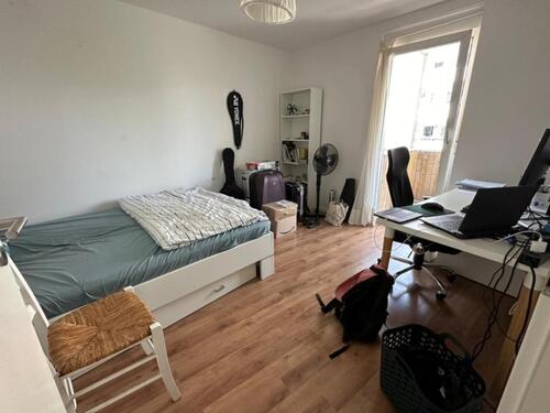 Foto - NÄHE U6 HARRAS - WG-GEEIGNETE 2 ZIMMER WOHNUNG MIT 2 BALKONEN