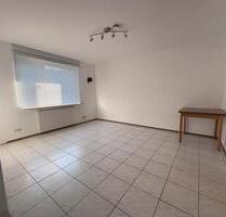 Charmante, lichtdurchflutete Einzimmerwohnung in zentraler Lage - Stuttgart Mühlhausen