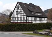 Foto - Mehrfamilienhaus, Wohnhaus zum Kaufen in Eslohe (Sauerland)