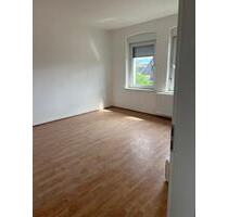 Helle 3-Zimmer-Wohnung mit großer Terrasse & Ausblick ins Grüne – Vogelsang 9, Lügde