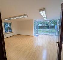 ruhiges & lichtdurchflutetes Büro Praxis Gewerbe - München Schwabing-Freimann