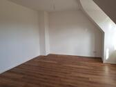 Foto - Sanierte 2-Raum DG-Wohnung mit top Aussicht