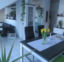 Sonnige, gepflegte 4,5 Zimmer DG - Wohnung - Reutlingen Reutlingen (Kernstadt)