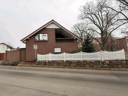 Foto - Einfamilienhaus mit Einliegerwohnung