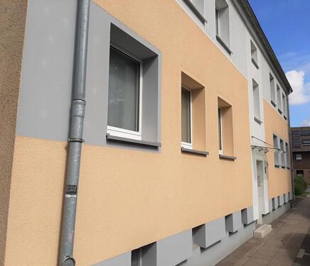 Foto - Bei VIVAWEST die Sonnenstrahlen auf dem eigenen Balkon genießen.