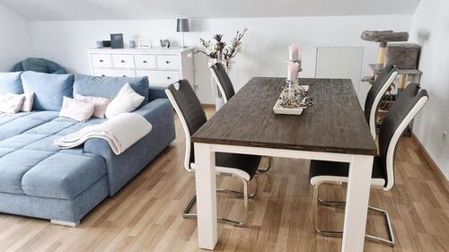 Foto - Große, helle 2-Zimmer-Wohnung (96 m²)