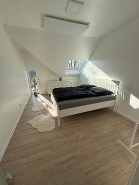 Foto - Moderne 2,5 Zi-Wohnung mit Möblierung