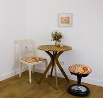 Praxisraum zu vermieten - 45,00&nbsp;EUR Kaltmiete, ca.&nbsp; 29,00&nbsp;m&sup2; in Rosdorf (PLZ: 37124)