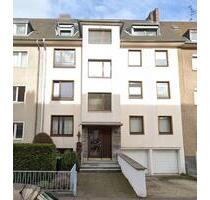 Dachgeschosswohnung in Köln Deutz mit Einbauküche