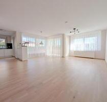 Moderne 3,5-Zimmer-Wohnung mit Balkon & Garten in Backnang-Maubach