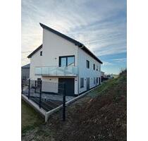 Großzügige 6-Zimmer-Wohnung mit Balkon Erstbezug - Gau-Odernheim