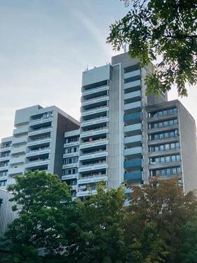 Foto - Schöne Aussichten! 2-Zimmerwohnung mit tollem Ausblick direkt am Sahlkampmarkt