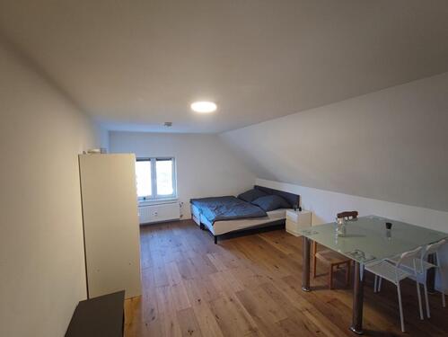 Foto - Gemütliche 1,5-Zimmer-Dachgeschosswohnung mit Gartenmitbenutzung