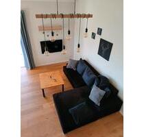 92qm Dachwohnung - 1.400,00&nbsp;EUR Kaltmiete, ca.&nbsp; 92,00&nbsp;m&sup2; in Essingen (PLZ: 76879)