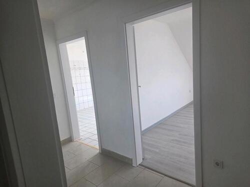 Foto - 4 Zimmer Dachgeschoßwohnung zur Miete in Saarbrücken