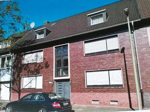Foto - Renovierte 2.5 Zimmer Wohnung zu vermieten.