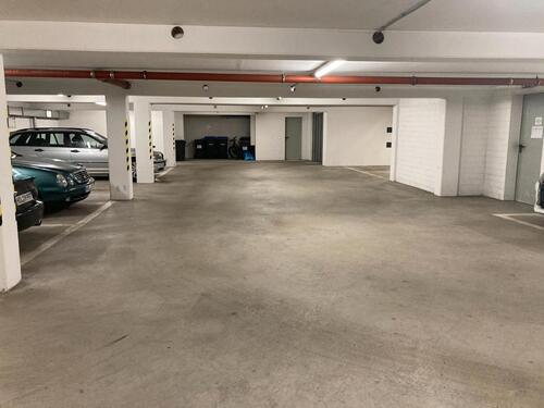 Foto - Zentrale Tiefgaragenstellplätz in der Johannisstraße