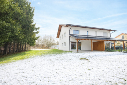 Foto - Moderne Doppelhaushälfte mit Garten, Garage & Wallbox in Pocking
