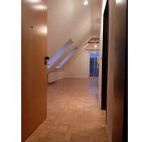 Teilmöblierte Dachgeschosswohnung - Pfeffenhausen