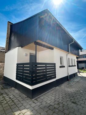 Foto - 2 ZKB, Balkon, Kellerraum, frisch renoviert WO-Rheindürkheim
