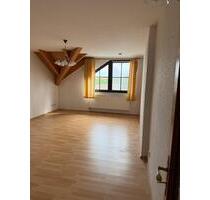 Helle 2 Zimmer Wohnung 04626 Lumpzig mit Küche 46qm - Schmölln