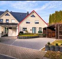 Verklinkertes reihenhaus mit zwei wohnebenen ,garten und carport - Stemwede