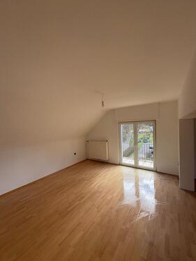 Foto - Schöne 3-ZKB Wohnung mit Balkon & Stellplatz