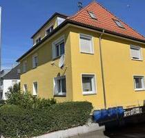 Schöne 3,5-Zimmer-DG-Wohnung im Zentrum von Weingarten