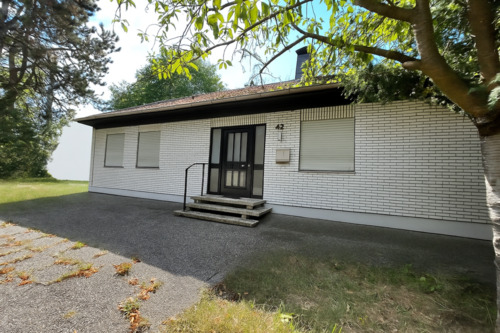 Foto - Charmantes 70er-Jahre-Einfamilienhaus mit Garten, Kamin und viel Gestaltungsspielraum – ideal für kreative Mieter!