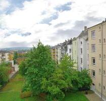 Mittendrin wohnen: Zentrale 3-Zimmer-Wohnung (3. OG) – Perfekt für Stadt-Entdecker! - Plauen