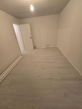 Foto - Wohnung zum 1.2. zu vermieten - 650,00&nbsp;EUR Kaltmiete, ca.&nbsp; 100,00&nbsp;m&sup2;