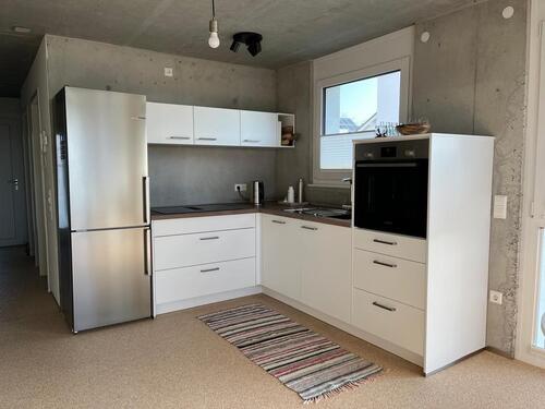 Foto - Nachmieterin ab 1.05.2026; Übernahme Küche ua