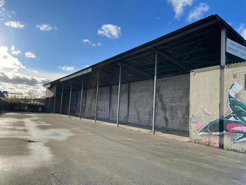 Foto - Stellplätze für Wohnmobile, Wohnwagen, Boote, Oldtimer Außenplatz oder Halle