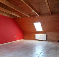 2-Zimmer-Dachgeschosswohnung mit EBK, Bad, Karlsruhe, Morgenstr.