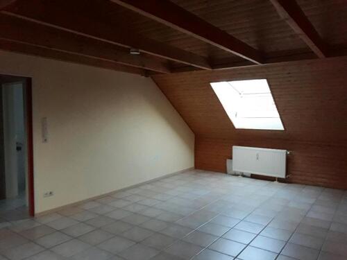 Foto - 2 Zimmer Dachgeschoßwohnung zur Miete in Karlsruhe