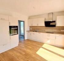 5 Zimmer Einfamilienhaus miete PV Batterie effizient naturnah - Krummendeich