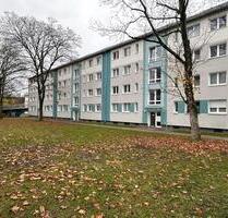 Geräumige 3-Zi.-Wohnung mit Balkon und eigenem Garten! - Leverkusen Geräumige 3-Zi.-Wohnung mit Balkon und eigenem Garten! - Leverkusen