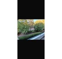 2 Zi. Wohnung mit Balkon und Garage in Pinneberg