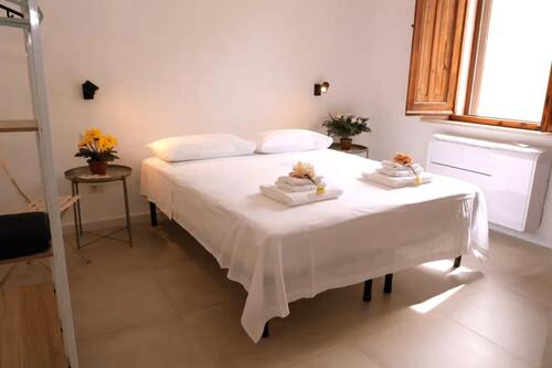 Foto - Charmante, komplett renovierte 2-Zimmer-Wohnung